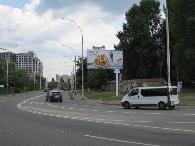 Щит 6x3,  Луценка Дмитра вул., 1, до. 1 (поворот з вул. Юрія Смолича на вул. Дмитра Луценка), в напрямку центр