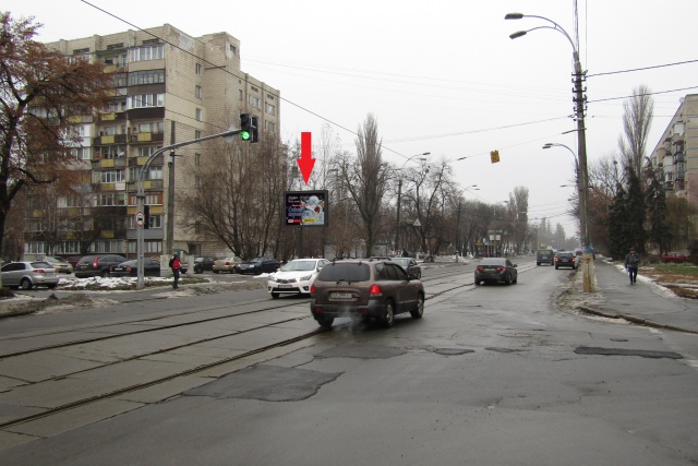 Скролл 3.14x2.3,  Кирилівська вул. (Фрунзе вул.), 89 - вул. Хвойки В., (Ощадбанк, Парк Хвойки, стадіон "Спартак"), в напрямку О.Теліги вул.