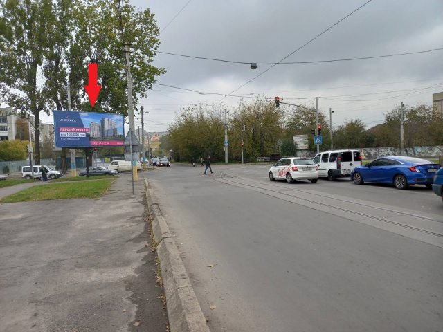 Щит 6x3,  Миколайчука І.вул. - Лінкольна А. вул. (Перехрестя), (АЗС "ANP", ТЦ "Континент", Кінцева зупинка трамваю, Нова пошта №29, Ощадбанк, автостоянка), в напрямку  в напрямку Мазепи вул..