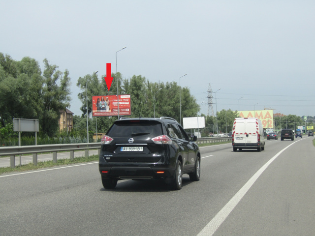 Щит 6x3,  Новообухівська траса (Дніпровське шосе), перед  АЗС "ОККО", в м.Київ