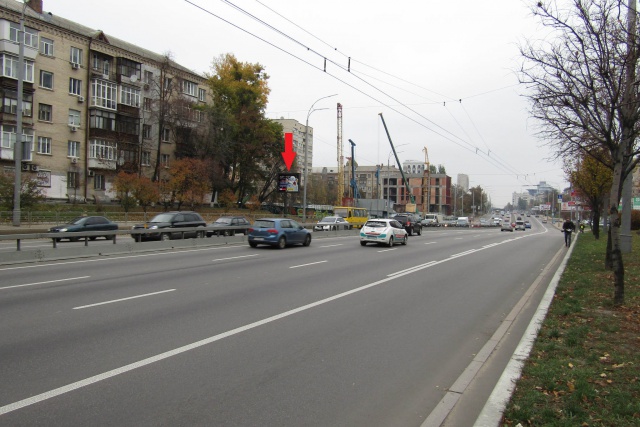 Беклайт 3.14x2.3,  Міхновського Миколи (Дружби Народів) бул., 13, (Новус, Нова пошта № 46), в напрямку міст Патона