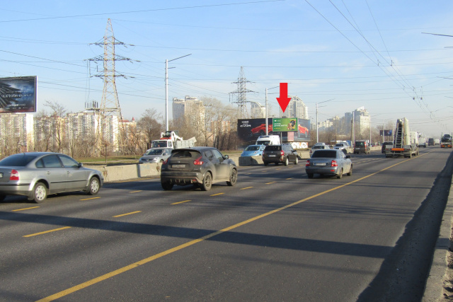 Призма 6x3,  Бандери Степана просп., 28, (напроти Автосалони "Тойота", "АІС", "Віннер Автомотів", ТЦ Plazma, ТЦ "Макрос", МЕТРО), в напрямку Північний міст