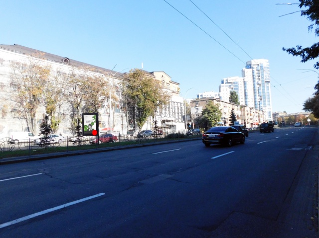 Сітіскролл 1.2x1.8,  Алмазова генерала вул., 4-А (Українська військово-медична академія), в напрямку Лейпцизька бул.