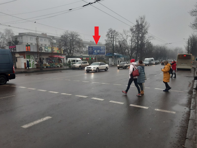 Призма 6x3,  Покровська вул. (Щорса вул.), 131 (Ощадбанк, маркет "ВОПАК", Агротехнічний коледж, АТБ-маркет), в напрямку з центра