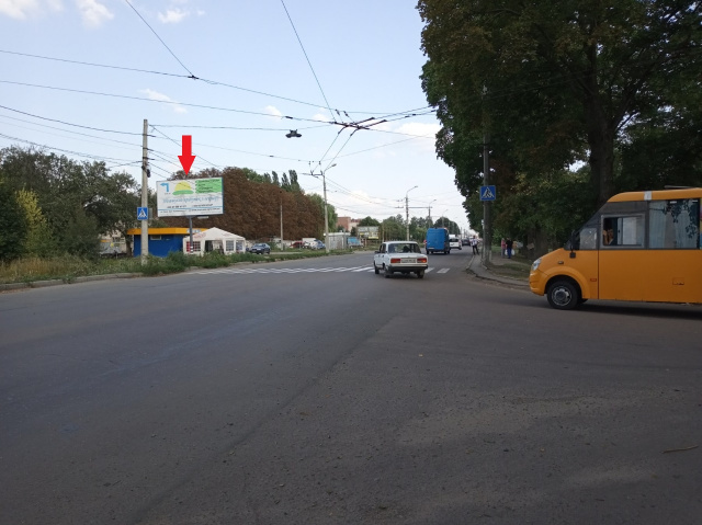 Щит 6x3,  Білопільська вул,.38,(салон "Toyota", "In-Time", АЗС "ANP"), у напрямку  центра міста