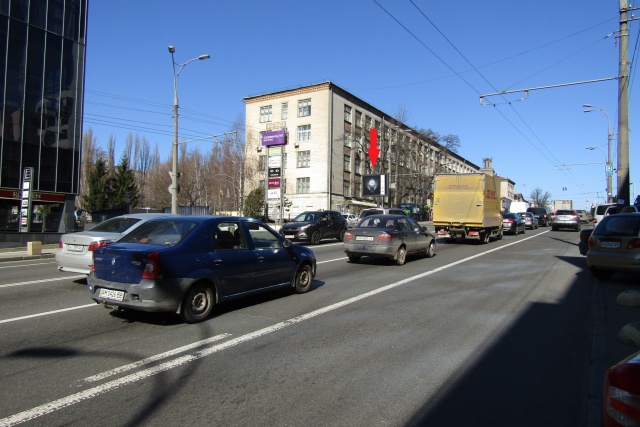 Скролл 3.14x2.3,  Вадима Гетьмана, вул, 4, ТЦ Космополіт, в напрямку центру