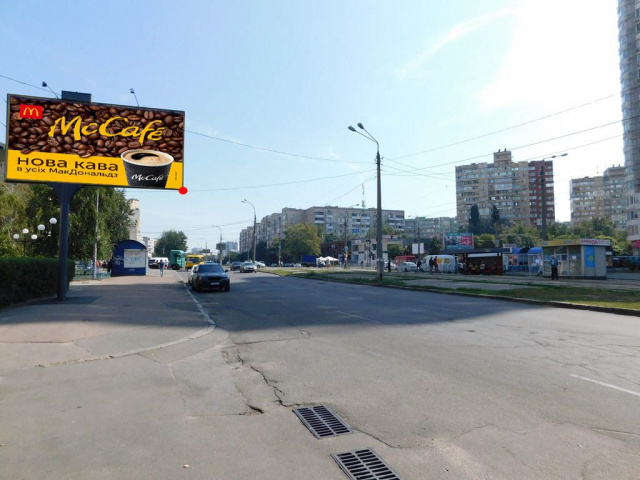 Щит 6x3,  Тростянецька вул. (03-0652-01)