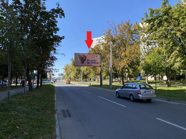 Щит 6x3,  Ахсарова вул.,1-а( СМ "АТБ" ) , в напрямку пр. Перемоги