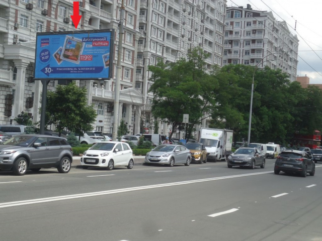 Щит 6x3,  Максимовича М. вул. (Трутенко Онуфрія), 22 (Академія СБУ, клуб "SAXON", 600м. до ст. м. Васильківська), в напрямку Голосіївського просп.