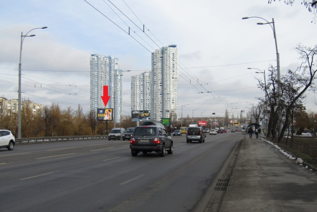Беклайт 3.14x2.3,  Соборності (Возз'єднання) просп., (Фора, "ОККО", навпроти МакДональдз), в напрямку Дарницька площа