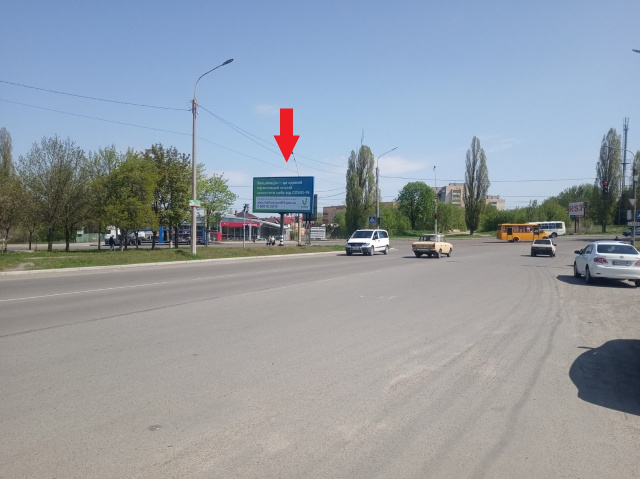 Щит 6x3,  Харківська вул.-Сергія Табали вул., 44 (Парижської комуни),(АЗС "ОККО", автосалон "KIA motors", "Автовикуп"), виїзд з міста