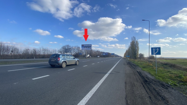Щит 6x3,  Героїв Харкова пр-т- Ростовська траса ( на розділювачі), ( АЗС "ОККО"), виїзд з міста