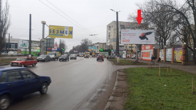 Щит 6x3,  Яновського вул.-Героїв України вул. (Героїв Сталінграда вул.), (АТБ-маркет, АЗС "WOG"), в напрямку вул.Соборної