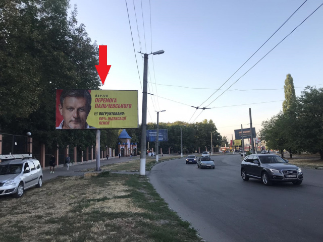 Щит 6x3,  Яновського вул.-Героїв України вул. (Героїв Сталінграда вул.), (АТБ-маркет, АЗС "WOG"), в напрямку вул.Комарова