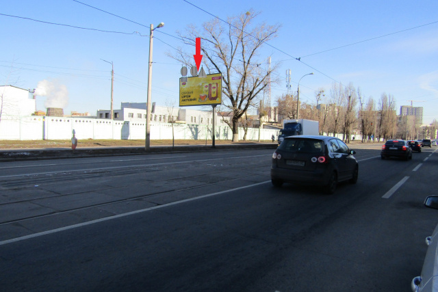 Щит 6x3,  Празька вул., 12, (АЗС "ОККО", АТБ-маркет, супермаркет "Фора"), в напрямку Алматинська вул.