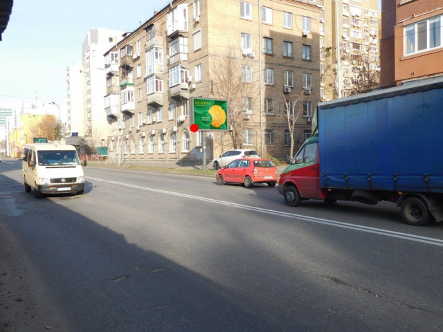 Скролл 3.14x2.3,  Малевича Казимира вул 47/49 ! (розміщення соц. сюжетів, площину закрито гілками)