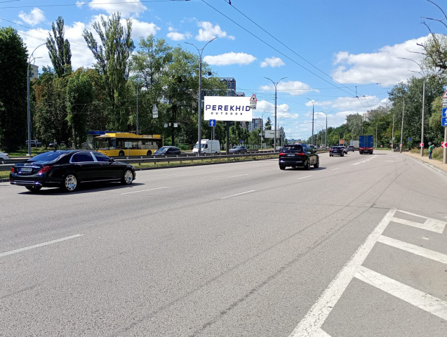 Цифрова панель 6x3,  Заболотного вул., 156/1, на розподілювачі (Феофанія, АЗС "КЛО"), в напрямку Одеська площа