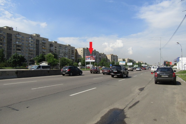 Щит 6x3,  Шухевича Романа просп.(Ватутіна Генерала просп.), 30  (АЗС "ОККО",АЗС "БРСМ-Нафта"), в напрямку перехрестя з Перова вул.