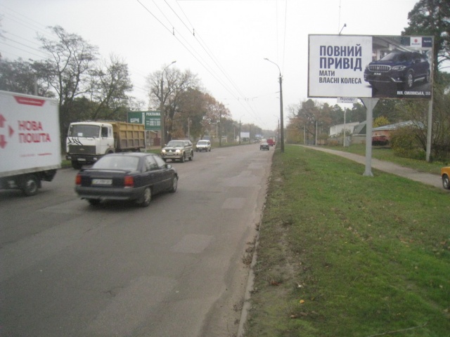 Щит 6x3, Дахнівська вул., 4 (поруч Лікарня №2, супермаркет, боулінг-цент, готель), в напрямку до центру міста Щит 6x3, Дахнівська вул., 4 (поруч Лікарня №2, супермаркет, боулінг-цент, готель), в напрямку до центру міста