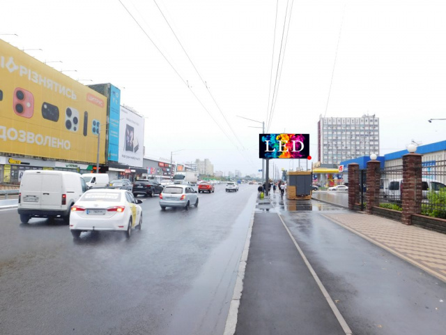 Цифрова панель 6x3,  Бандери Степана пр-т 23, ТЦ "Городок", АТБ, Комфи, Ельдорадо, рух в напрямку ст. м. Почайна