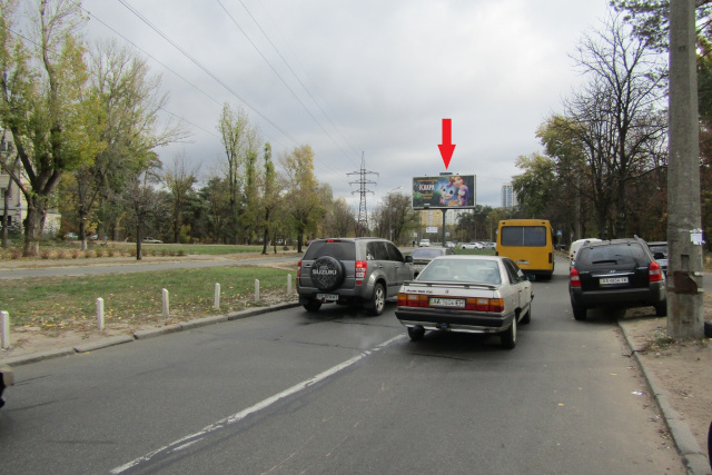 Призма 6x3,  Алішера Навої просп., 76 (ринок "Юність",  АТБ-маркет, Сільпо), в напрямку Генерала Жмаченка вул.