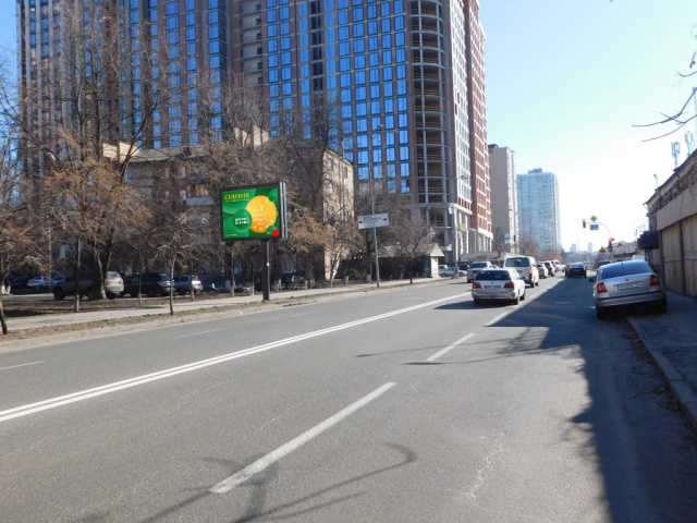 Скролл 3.14x2.3,  Малевича К.  (Боженко) вул. 56 навпроти ( Банк ІНГ Банк, Ощадбанк, УкрСиббанк), в напрямку до ст.м. Либідська