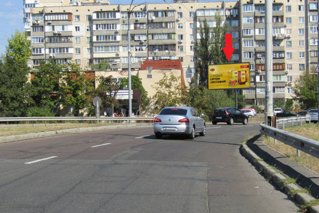 Щит 6x3,  Володимира Івасюка (Героїв Сталінграду) просп., 57 (Бджілка маркет), в напрямку вул.Північна