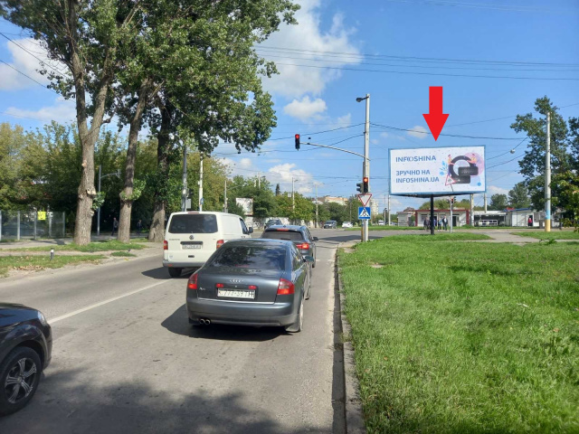 Щит 6x3,  Лінкольна А. вул. - Миколайчука І. вул. (Перехрестя), (АЗС "ANP", ТЦ "Континент", Кінцева зупинка трамваю, Нова пошта №29, Ощадбанк, автостоянка), в напрямку Чигиринська вул..